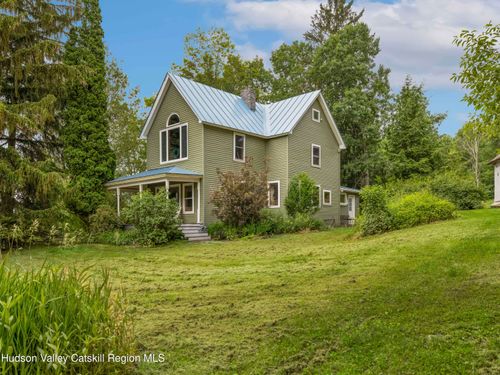 324 Schrader Rd, Prattsville, NY, 12468-6917 | Card Image
