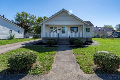 913 Yeoman St, Washington Court House, OH, 43160-2144 | Card Image