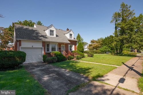 117 Manavon St, PHOENIXVILLE, PA, 19460-3921 | Card Image