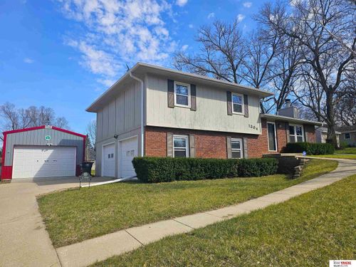 1304 S 4th Ave, Beatrice, NE, 68310-4826 | Card Image