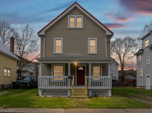 44 Agate Pl, Akron, OH, 44305-2302 | Card Image