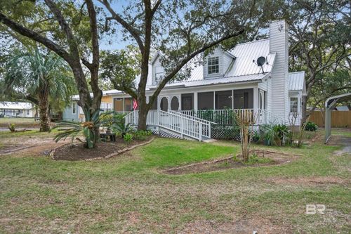 2535 Hinson Ln, Gulf Shores, AL, 36542-4037 | Card Image