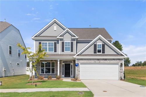 2046 Abbotts Vista Dr, Kernersville, NC, 27284-4507 | Card Image