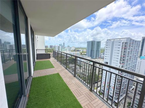 apt-2109-999 Sw 1st Ave, Miami, FL, 33130-3477 | Card Image