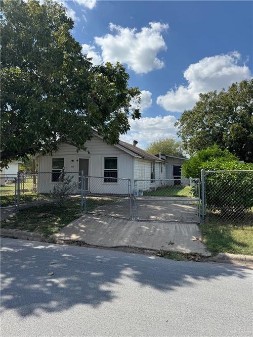 303 N Esperanza St, Pharr, TX, 78577-3737 | Card Image