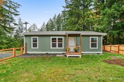 220 E Fir Street, House other with 2 bedrooms, 2 bathrooms and null parking in Shelton WA | Image 2