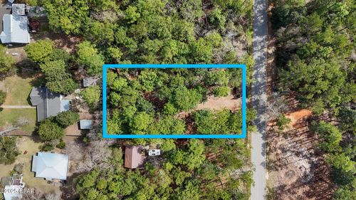 168 Jones Dr, Freeport, FL, 32439-4235 | Card Image