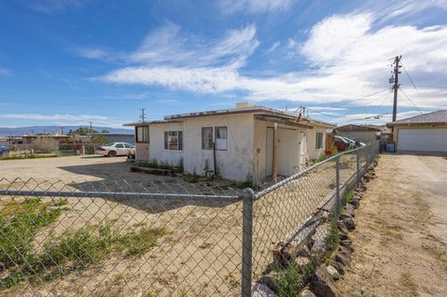 13765 Fremont St, Trona, CA, 93562-2412 | Card Image