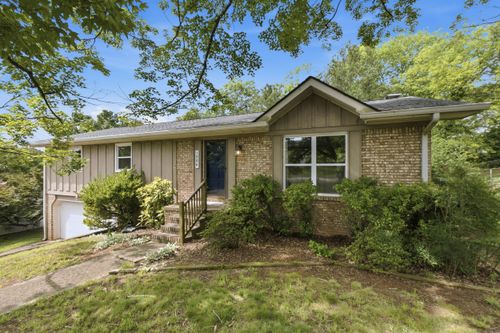 1504 Ridge Point Road, Hixson, TN, 37343 | Card Image