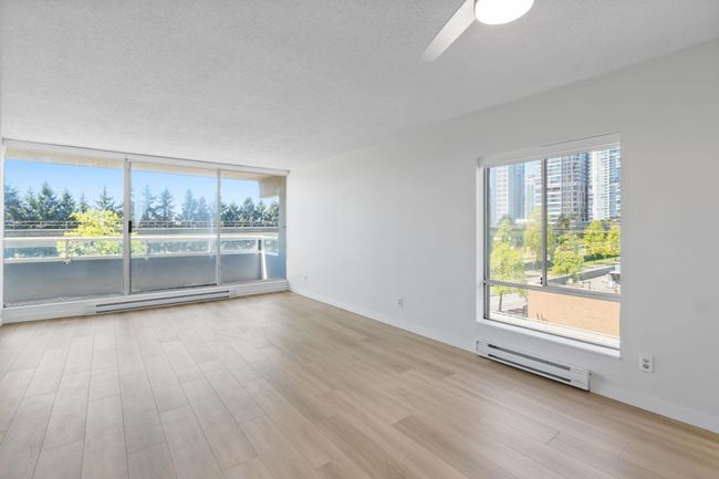 502 - 6595 Bonsor Avenue, Condo with 2 bedrooms, 2 bathrooms and 2 parking in Burnaby BC | Image 8