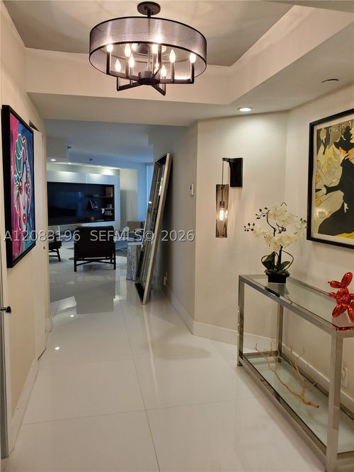 2603-3000 Island Blvd, Aventura, FL, 33160-5603 | Card Image