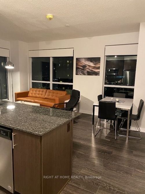 2918-4055 Parkside Village Dr, Mississauga, ON, L5B0K8 | Card Image