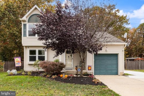 28 Grand Ave, BERLIN, NJ, 08009-8918 | Card Image