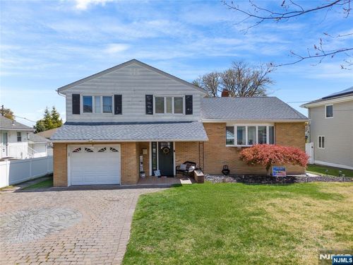 11 Barbara Dr, Clifton, NJ, 07013-2516 | Card Image