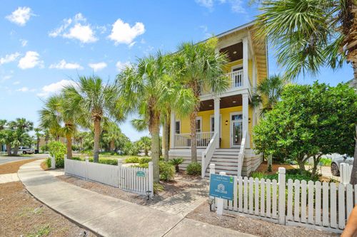3600 Waverly Cir, Destin, FL, 32541-5042 | Card Image