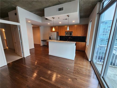 unit-1327-44 Peachtree Pl Ne, Atlanta, GA, 30309-5404 | Card Image