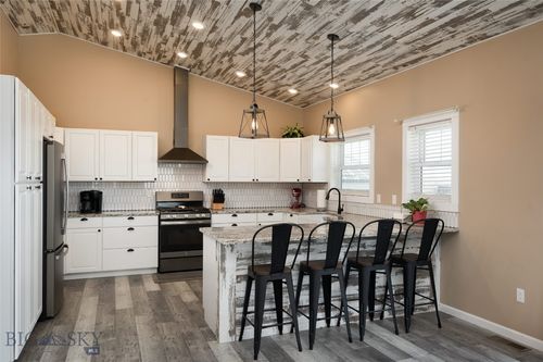 6 Flagstone Ct, Sheridan, MT, 59749-7746 | Card Image