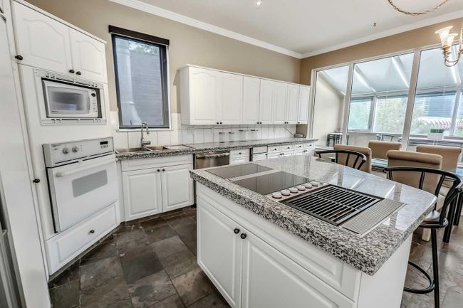 1 - 912 Memorial Drive Nw, Home with 2 bedrooms, 1 bathrooms and 6 parking in Calgary AB | Image 26