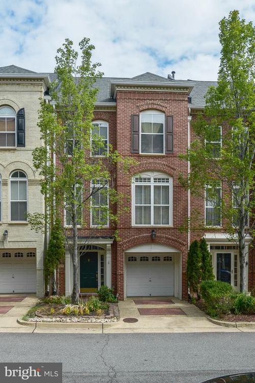 5007 Barbour Dr, ALEXANDRIA, VA, 22304-7710 | Card Image