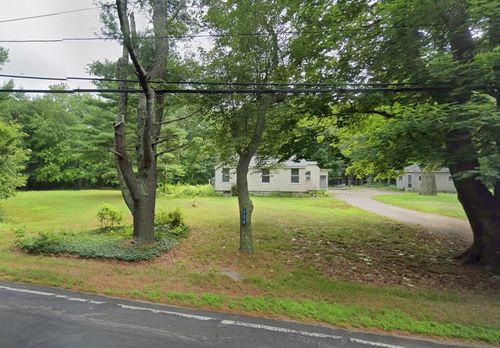 174 North St, Mattapoisett, MA, 02739-1202 | Card Image