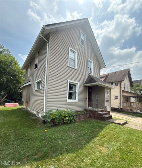 2317 11th St Sw, Canton, OH, 44706-1407 | Card Image