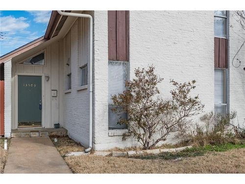 13509 Red Fern Ln, Dallas, TX, 75240-5808 | Card Image