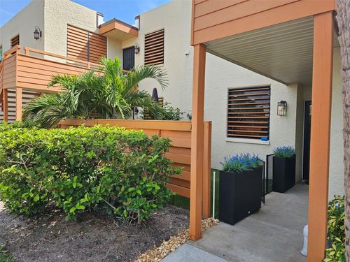 1610-153 Wild Palm Dr, BRADENTON, FL, 34210-4647 | Card Image