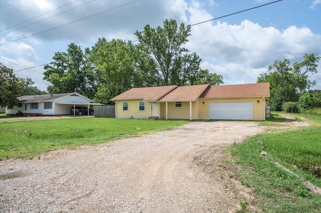 1118 E Goode St, House other with 4 bedrooms, 3 bathrooms and null parking in Quitman TX | Image 6