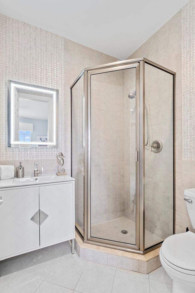4161 Ne 30 Th Ter, House other with 5 bedrooms, 7 bathrooms and null parking in Lighthouse Point FL | Image 51