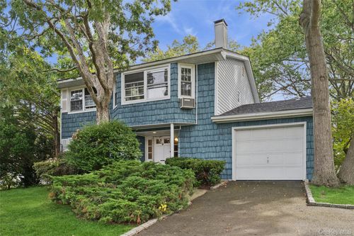 183 Ballad Cir, Holbrook, NY, 11741-3835 | Card Image