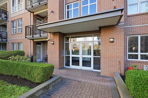 421-5430 201 St, Langley, BC, V3A0A2 | Card Image