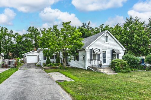52 Donald St, Barrie, ON, L4N1E3 | Card Image