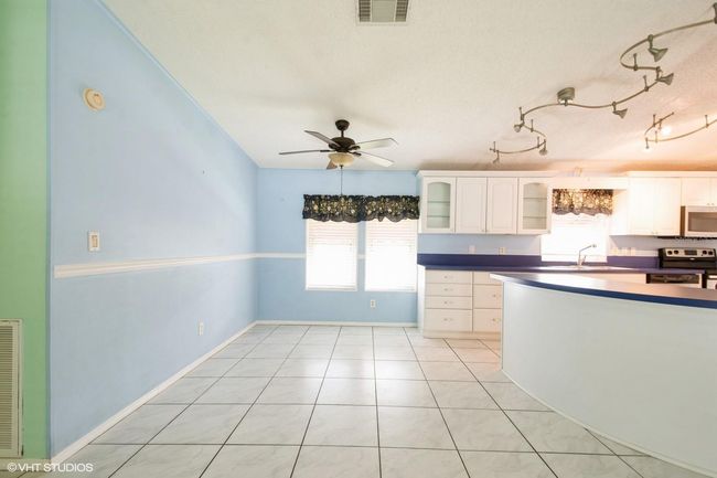 472 Trout Ln, House other with 3 bedrooms, 2 bathrooms and null parking in OLDSMAR FL | Image 11