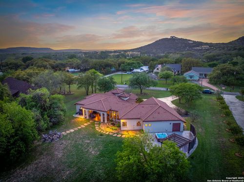 851 River Cliff Dr, Canyon Lake, TX, 78133-4596 | Card Image