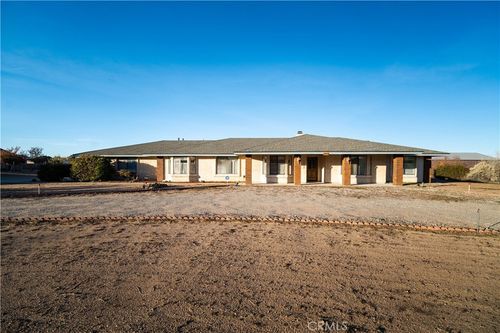 14032 Tioga St, Oak Hills, CA, 92344-8132 | Card Image