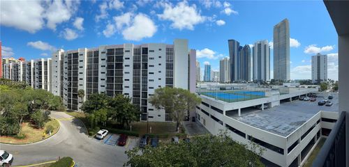 apt-608-16909 N Bay Rd, Sunny Isles Beach, FL, 33160-4225 | Card Image
