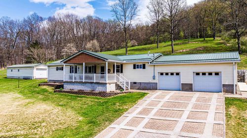 271 Statler Run Rd, Fairview, WV, 26570-8568 | Card Image