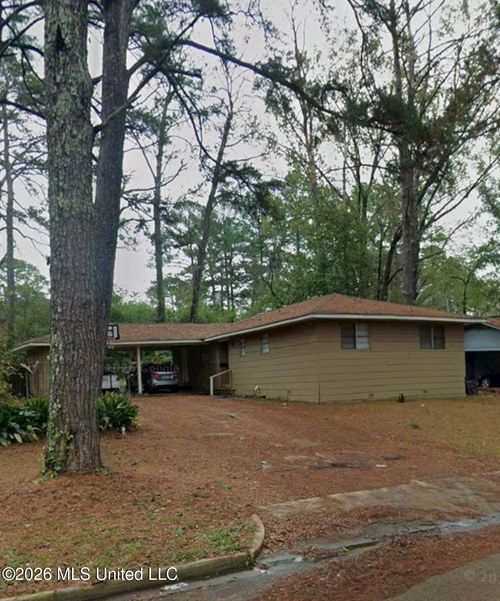1910 Catalina Dr, Jackson, MS, 39204-4635 | Card Image