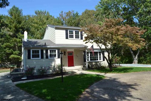 122 Seaside Ave, Egg Harbor Township, NJ, 08234-7302 | Card Image