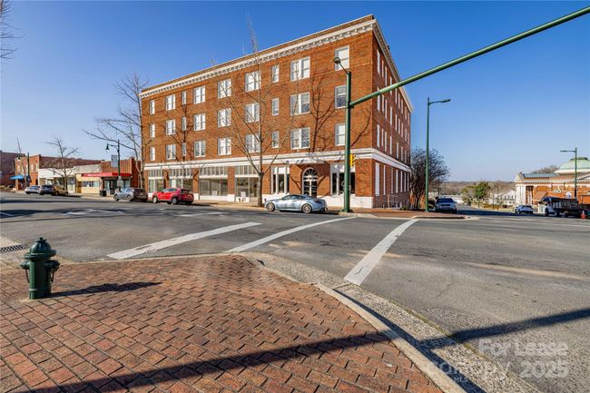 APT-101 - 197 N 2 Nd St, Condo with 2 bedrooms, 1 bathrooms and null parking in Albemarle NC | Image 22