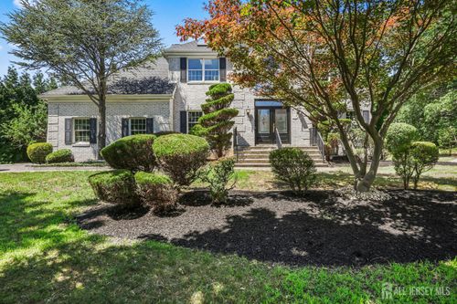2 Verdi Rd, Monroe, NJ, 08831-4003 | Card Image