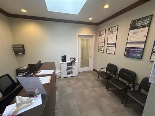 3-697 Coronation Blvd, Cambridge, ON, N1R3G5 | Card Image