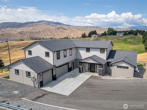 15 Margaret Ln, Wenatchee, WA, 98801 | Card Image