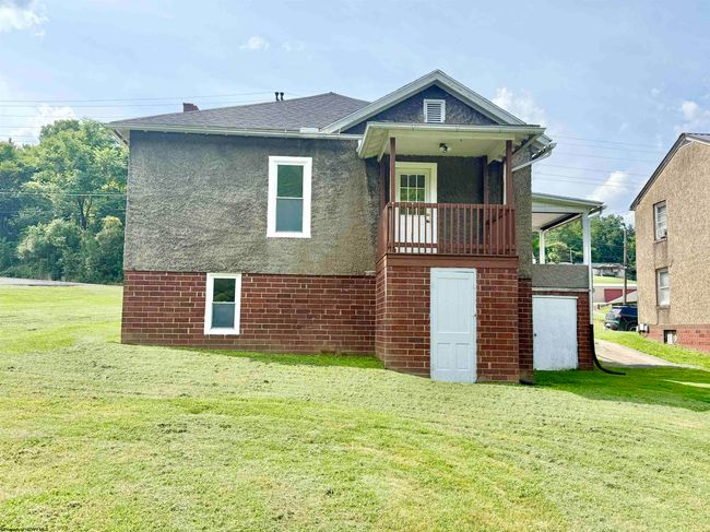 1115 Limestone Rd, House other with 2 bedrooms, 1 bathrooms and null parking in Clarksburg WV | Image 24