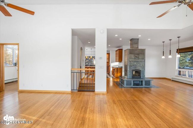 17 Living Room | Image 18