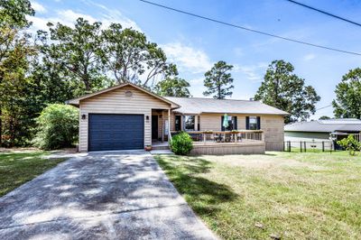 71 Key Largo Loop, House other with 3 bedrooms, 2 bathrooms and null parking in Point Blank TX | Image 1