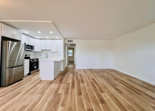 5 Hastings A, West Palm Beach, FL, 33417-1203 | Card Image