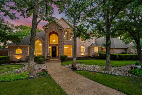 1002 Hidden Knoll Ct, Southlake, TX, 76092-8425 | Card Image