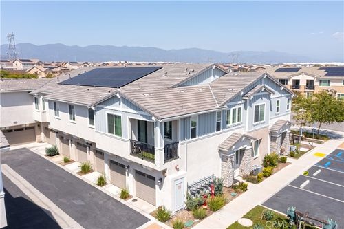 1-16570 Wyndham Ln, Fontana, CA, 92336-6138 | Card Image