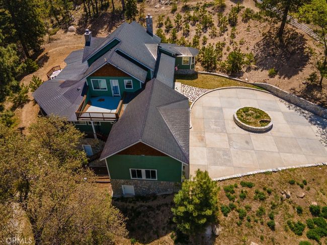 32557 Pine Cone Ct A&B, House other with 5 bedrooms, 5 bathrooms and 5 parking in Running Springs CA | Image 37